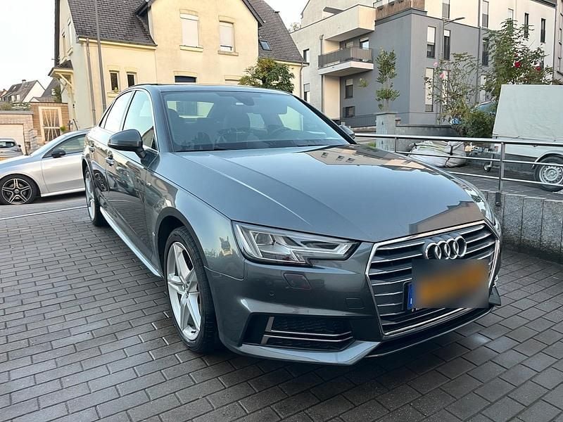 Grau Gebraucht 2018 Audi A4 S-Line Limousine | 18.000 € (Guter Preis) - Bild 1/4