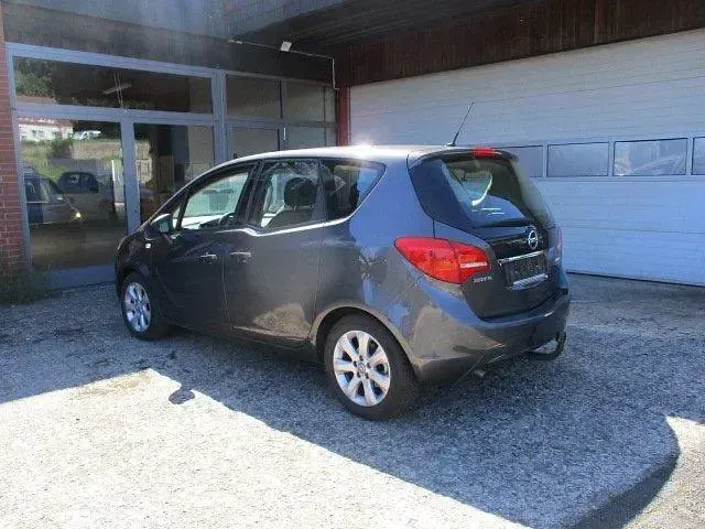 Gebraucht Opel Meriva 120 PS (88 kW) 2012 Grau Van / Kleinbus