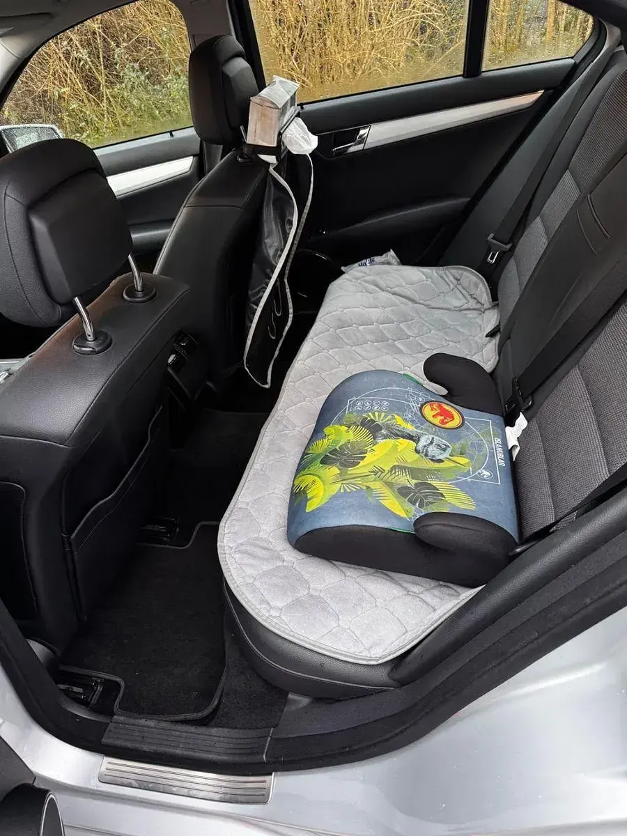 Gebraucht Mercedes C250 204 PS (150 kW) 2009 Silber Limousine