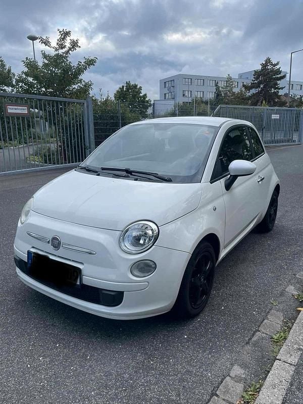 Weiß Gebraucht 2010 Fiat 500 Kleinwagen | 3.000 € - Bild 1/4