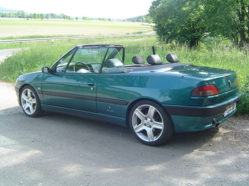 Grün Gebraucht 1997 Peugeot 306 Cabriolet Cabrio | 6.666 € - Bild 1/4