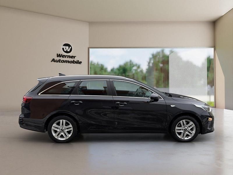 Gebraucht Kia Ceed Sportswagon Vision 141 PS (103 kW) 2020 (1k) zilinaschwarz Kombi