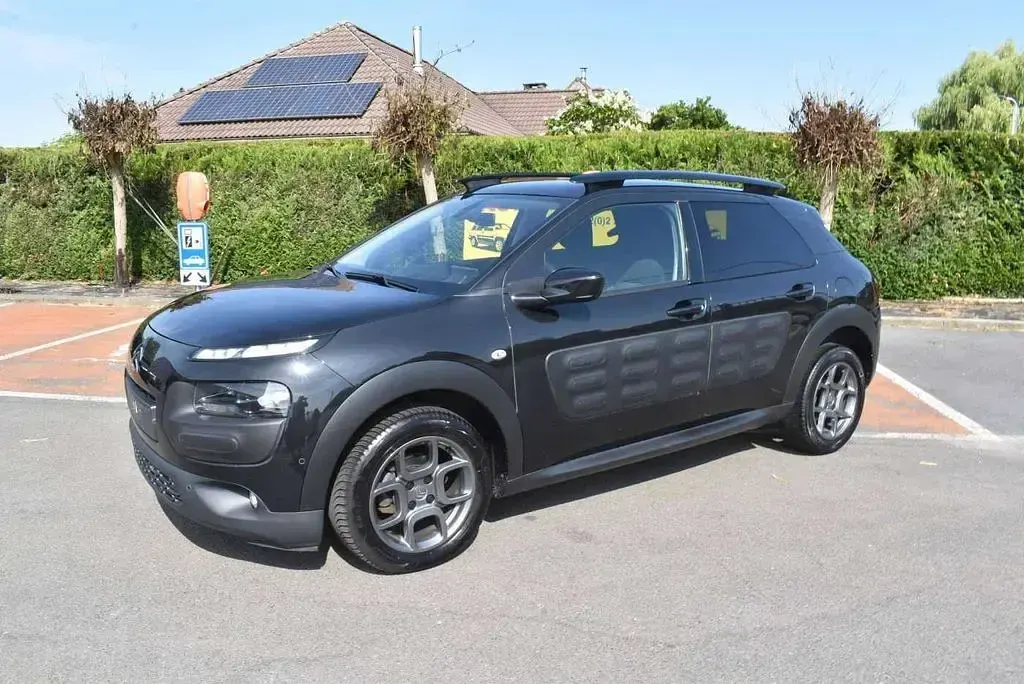 Gebraucht Citroën C4 Shine Edition 82 PS (60 kW) 2017 Schwarz SUV