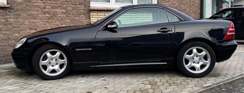 Schwarz Gebraucht 2000 Mercedes SLK200 Cabrio | 2.800 € (Superpreis) - Bild 1/4