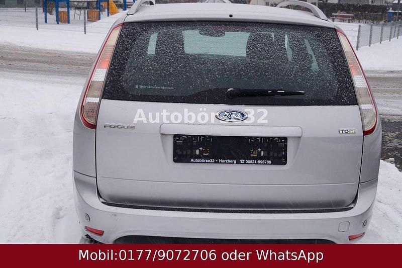 Second-hand Ford Focus Style 109 CP (80 kW) 2008 Argintiu Break