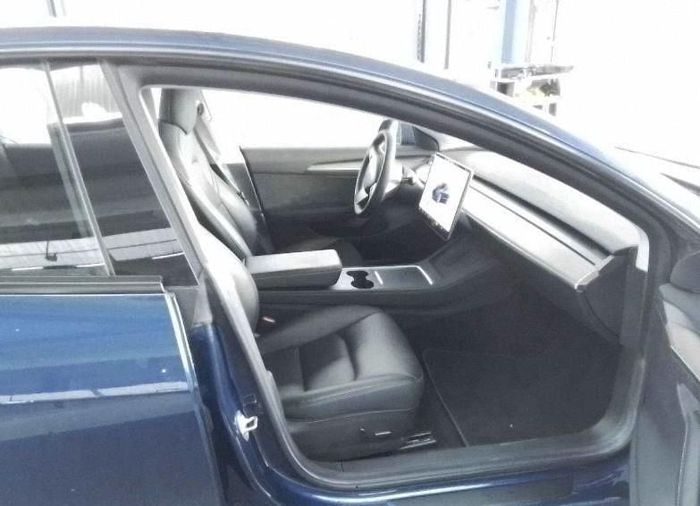 Gebraucht Tesla Model 3 Standard Range 239 kW (325 PS) 2022 Blau metallic Limousine