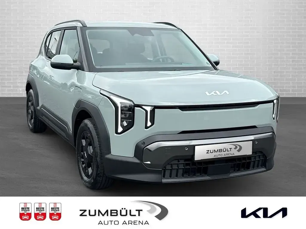 Neu Kia EV2 Play 108 kW (147 PS) 2026 Grau SUV