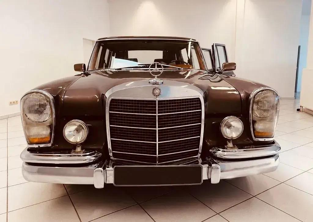 Gebraucht Mercedes 600 250 PS (183 kW) 1964 Grau Limousine
