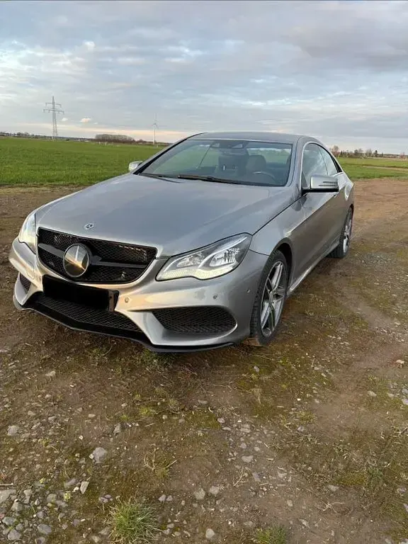 Gebraucht Mercedes E400 AMG 333 PS (244 kW) 2013 Grau