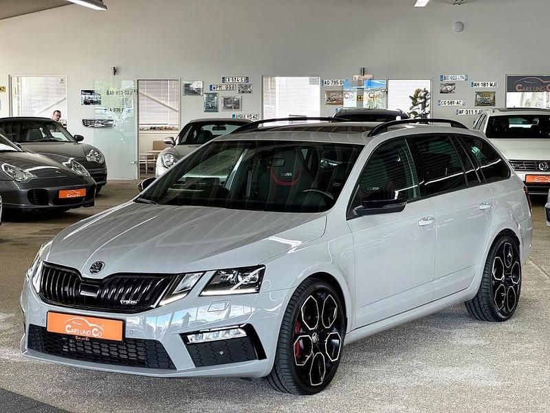 Nardograu Gebraucht 2020 Skoda Octavia RS Kombi | 28.990 € (Guter Preis) - Bild 1/4