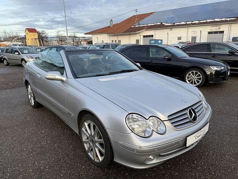 Gebraucht Mercedes CLK320 Elegance 218 PS (160 kW) 2003 Silber Cabrio
