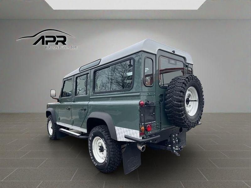 Gebraucht Land Rover Defender 122 PS (89 kW) 2012 Grün SUV