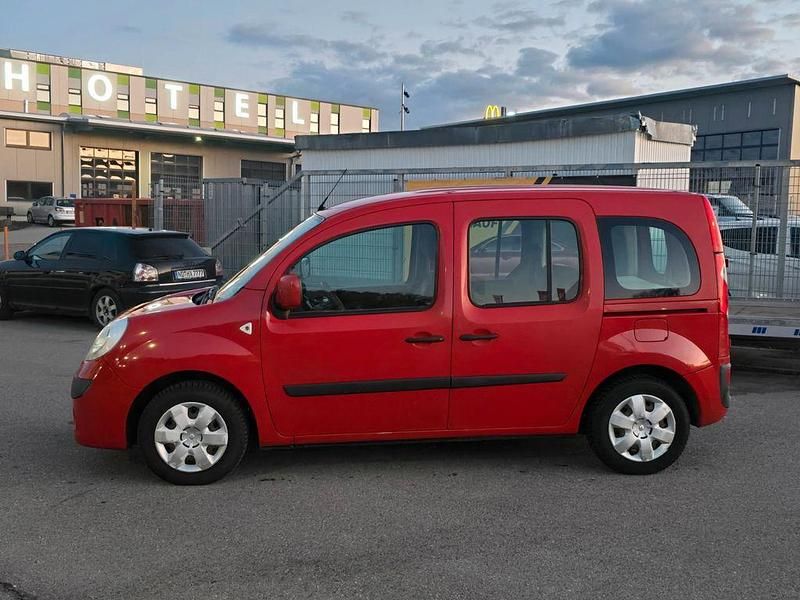Gebraucht Renault Kangoo Privilege 86 PS (63 kW) 2009 Rot Van / Kleinbus