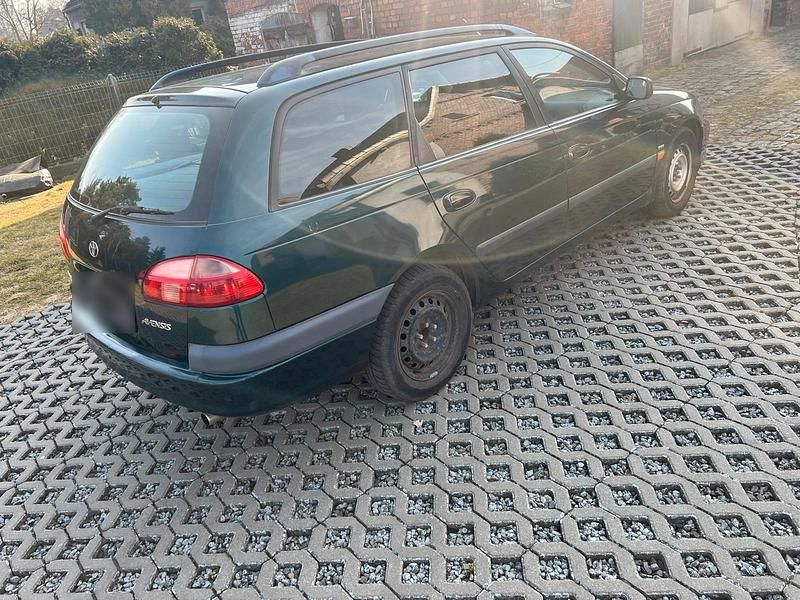 Gebraucht Toyota Avensis 129 PS (94 kW) 2001 Kombi