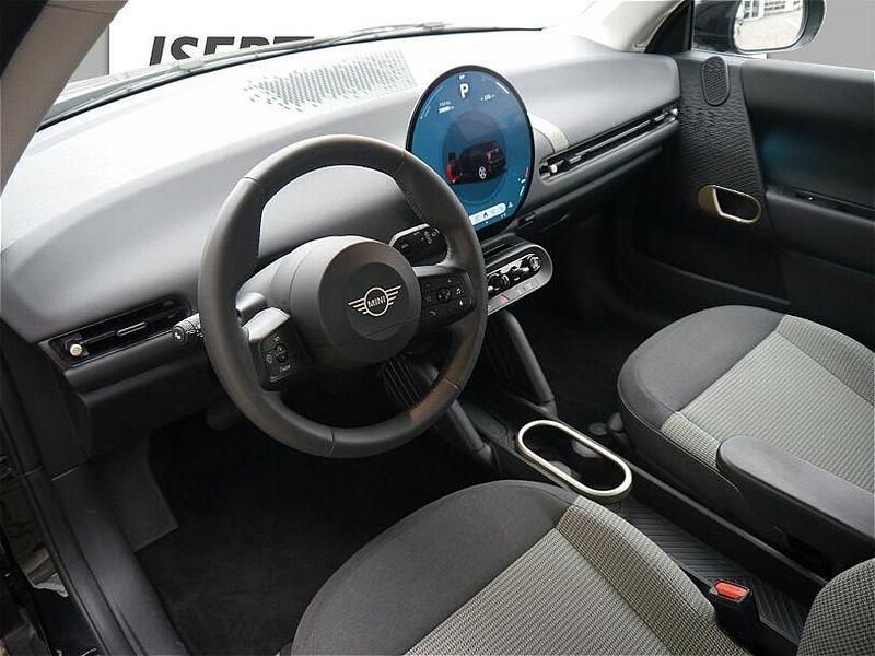 Gebraucht Mini Cooper Essential 135 kW (184 PS) 2025 Schwarz Kleinwagen