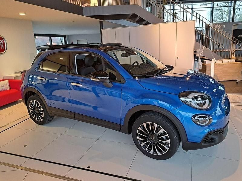Blau Neu 2024 Fiat 500X Dolcevita SUV | 24.380 € - Bild 1/4