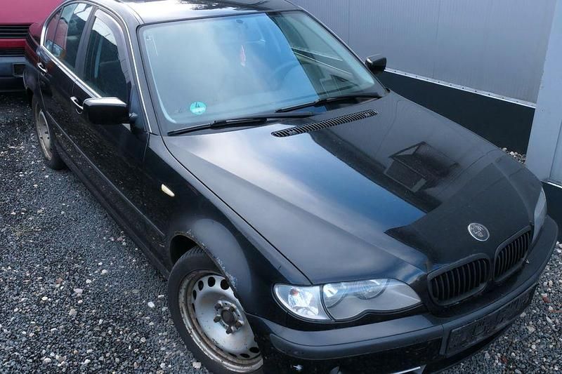 Gebraucht BMW 330 231 PS (169 kW) 2001 Schwarz Limousine