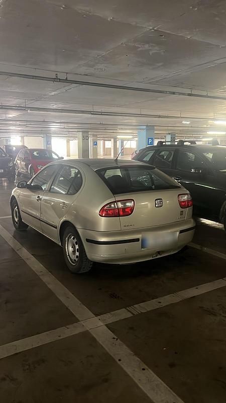 Second-hand Seat Leon 110 CP (80 kW) 2004 Andere farben Hatchback