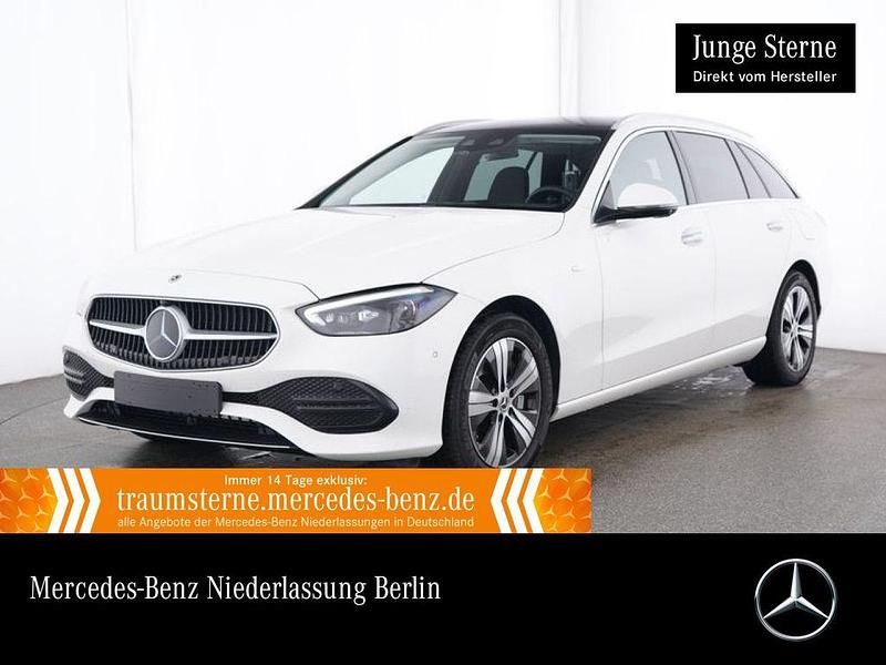Weiß Gebraucht 2025 Mercedes C300e Avantgarde Limousine | 44.890 € (Guter Preis) - Bild 1/3