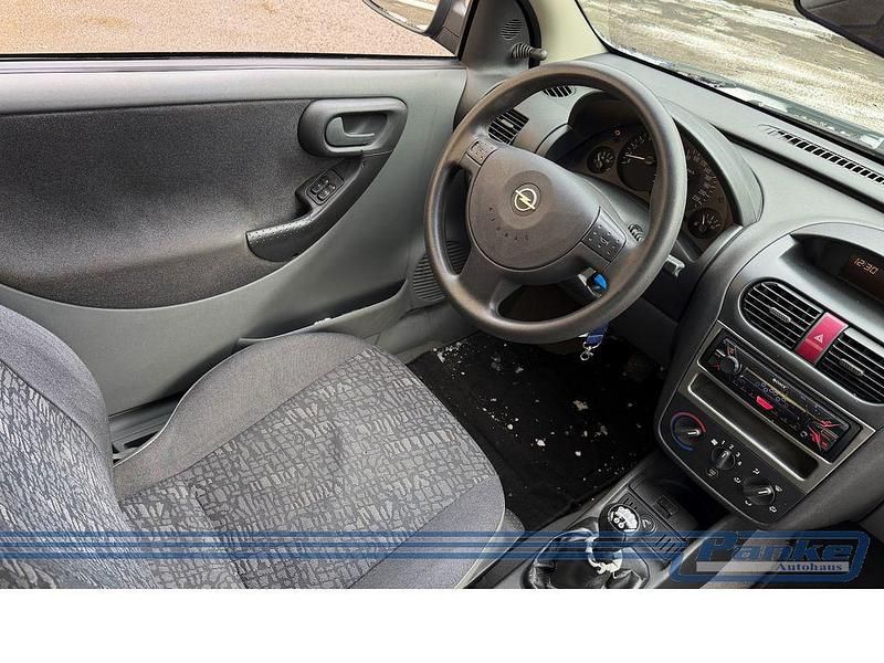 Gebraucht Opel Corsa Basis 58 PS (42 kW) 2000 Blau Limousine
