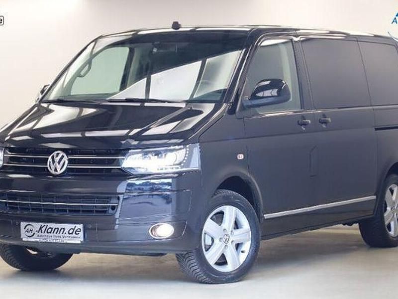Second-hand VW Multivan Highline 179 CP (131 kW) 2014 Negru Monovolum