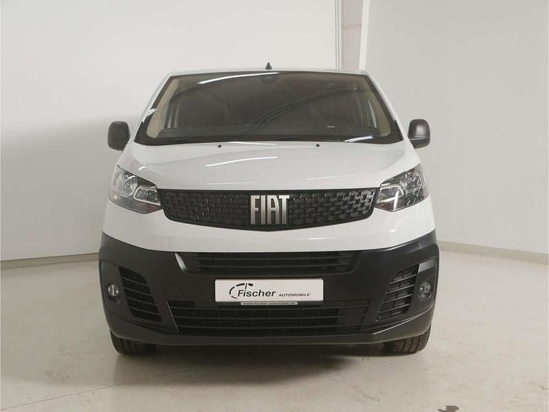 Gebraucht Fiat Scudo 120 PS (88 kW) 2022 Weiss Van