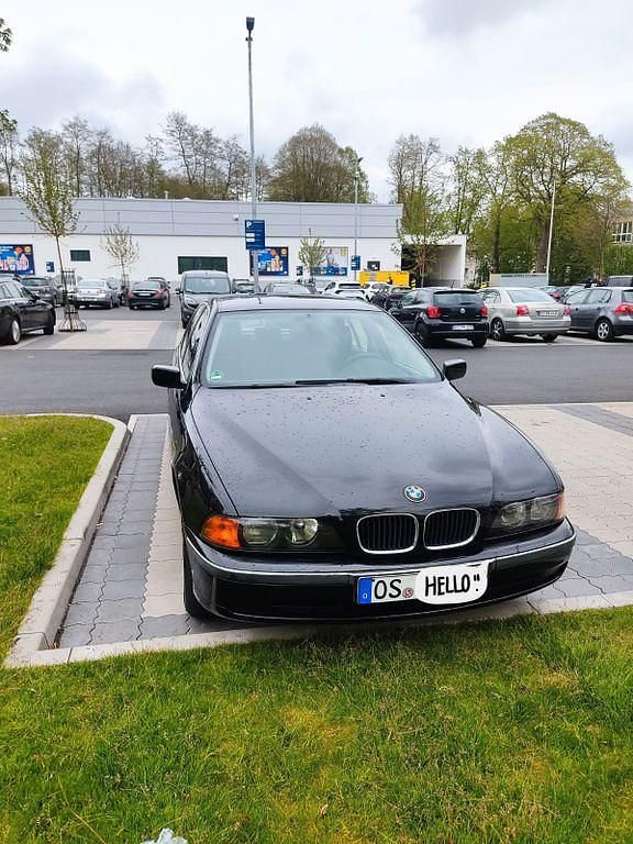Second-hand BMW 520 150 CP (110 kW) 2000 Negru Berlinǎ