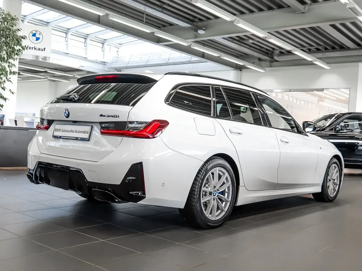 Gebraucht BMW M340 M Sport 374 PS (275 kW) 2025 Weiß Limousine