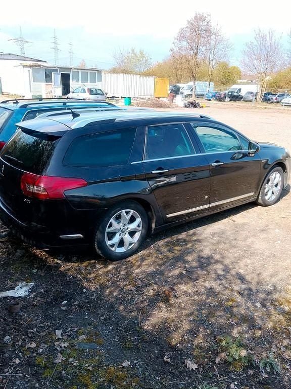Gebraucht Citroën C5 Exclusive 163 PS (119 kW) 2014 Schwarz Kombi
