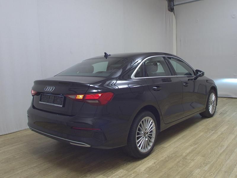 Gebraucht Audi A3 Advanced 110 PS (80 kW) 2022 Schwarz Limousine