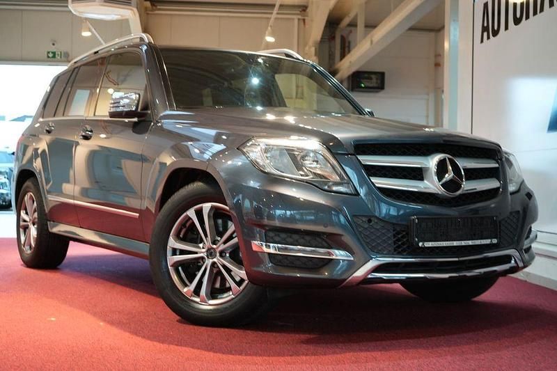 Grau Gebraucht 2012 Mercedes GLK220 SUV | 16.790 € (Fairer Preis) - Bild 1/4