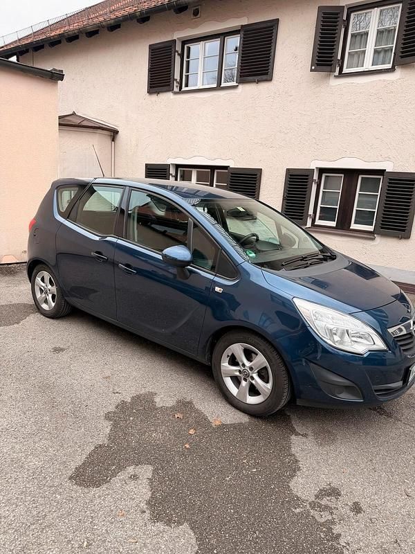 Gebraucht Opel Meriva 120 PS (88 kW) 2012 Blau Van / Kleinbus