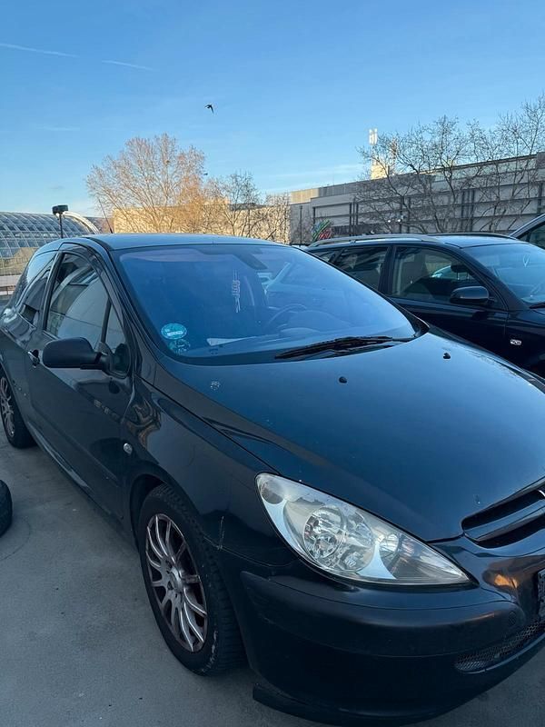 Gebraucht Peugeot 307 110 PS (80 kW) 2003 Schwarz Kleinwagen