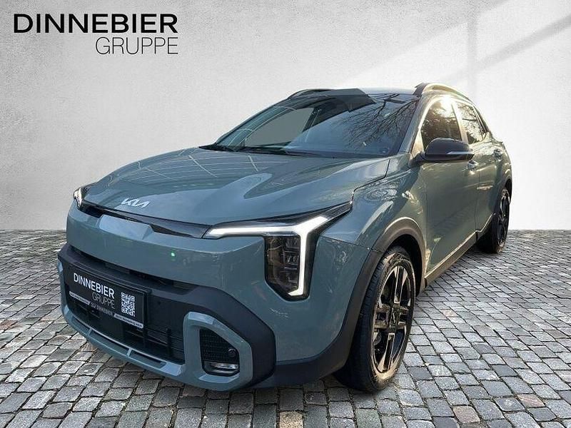 Neu Kia Stonic 116 PS (85 kW) 2025 Grün (metallic) SUV