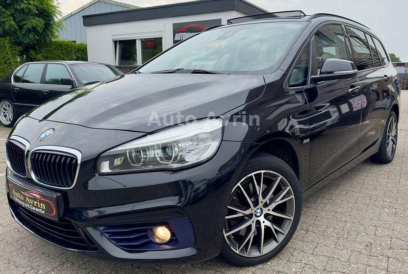 Schwarz Gebraucht 2015 BMW 218 Gran Tourer Sport Line Van / Kleinbus | 14.999 € (Etwas zu teuer) - Bild 1/4