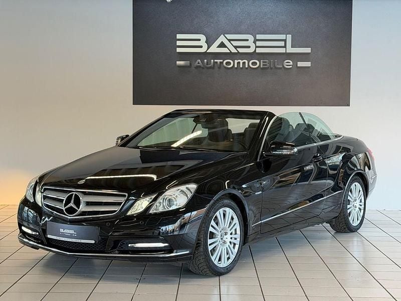Gebraucht Mercedes E200 184 PS (135 kW) 2012 Schwarz Cabrio