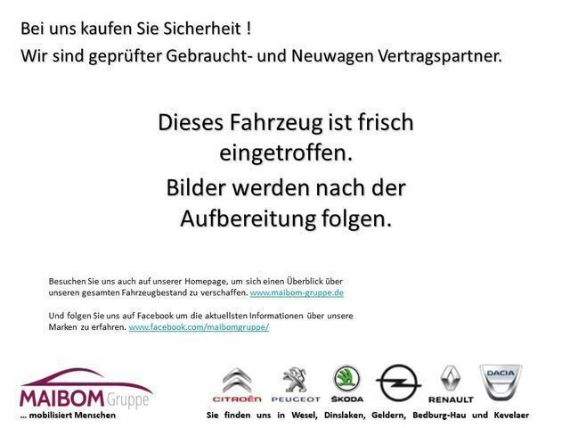 Gebraucht Opel Combo Elegance 131 PS (96 kW) 2022 Andere farbe Van / Kleinbus