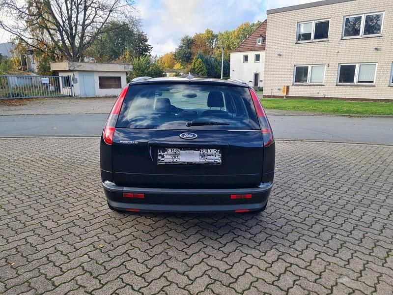 Gebraucht Ford Focus 115 PS (84 kW) 2005 Schwarz Kombi