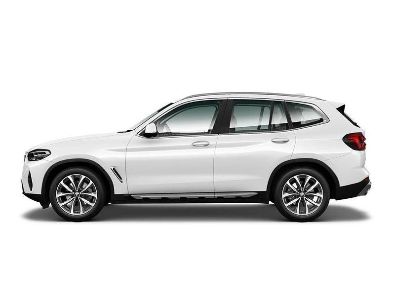 Gebraucht BMW X3 Sport Line 184 PS (135 kW) 2022 Alpinweiss iii SUV