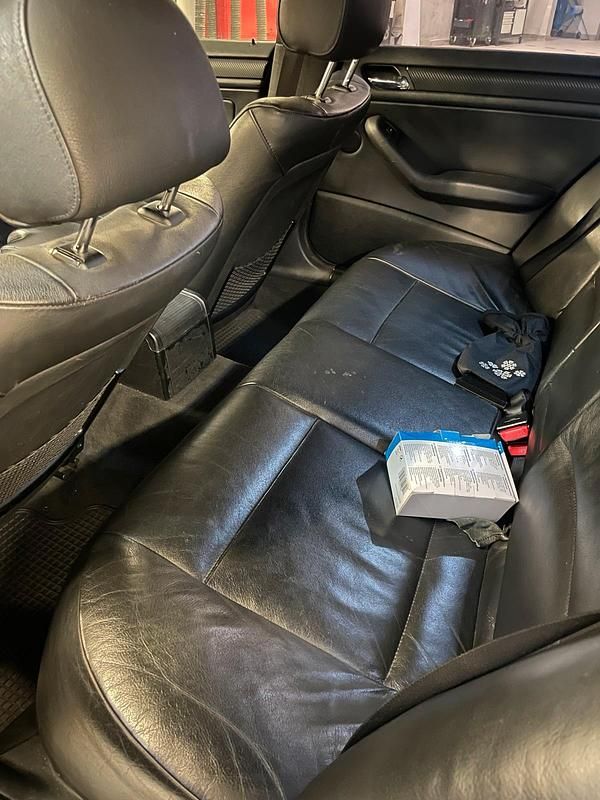 Gebraucht BMW 325 192 PS (141 kW) 2002 Schwarz Limousine