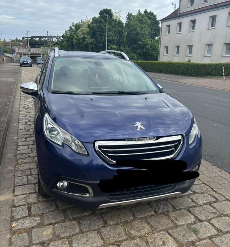 Blau Gebraucht 2013 Peugeot 2008 SUV | 6.300 € (Fairer Preis) - Bild 1/4
