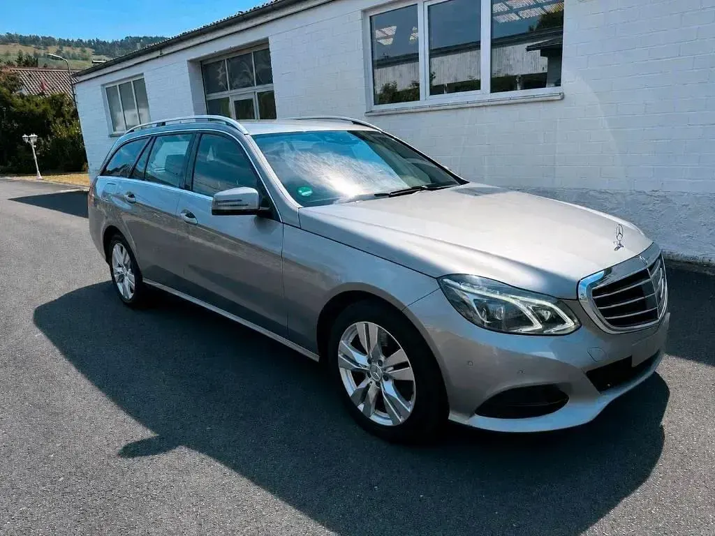 Gebraucht Mercedes E350 252 PS (185 kW) 2013 Silber Kombi