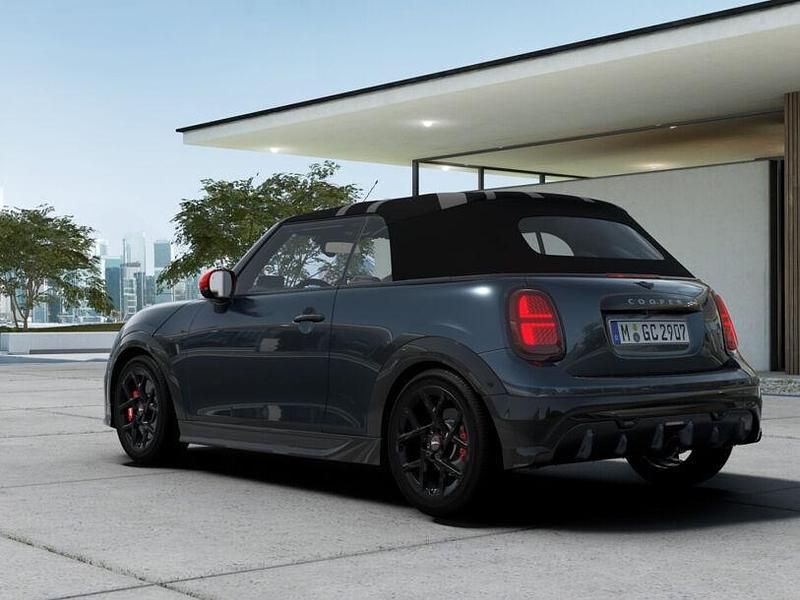 Gebraucht Mini John Cooper Works 231 PS (169 kW) 2024 Grau Kleinwagen