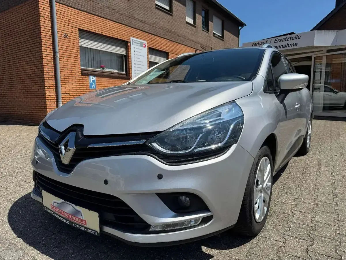 Gebraucht Renault Clio LIMITED 90 PS (66 kW) 2019 Platingrau Kombi