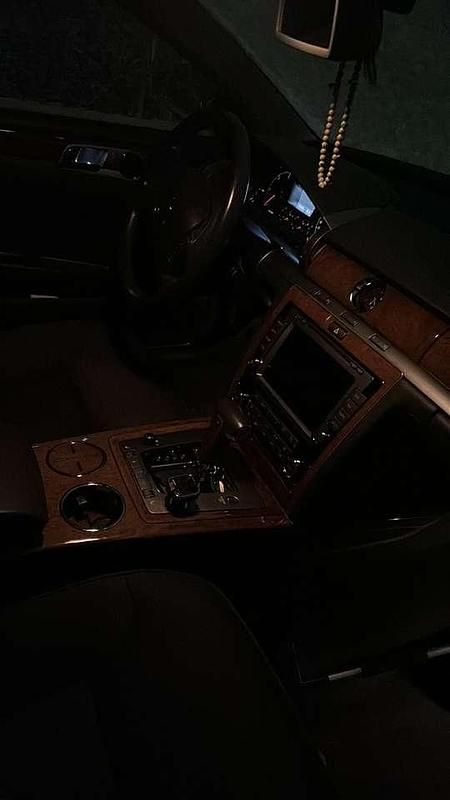 Schwarz Gebraucht 2012 VW Phaeton Limousine | 9.500 € (Guter Preis) - Bild 1/4