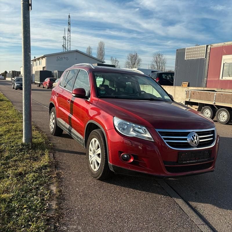 Rot Gebraucht 2008 VW Tiguan SUV | 4.499 € (Superpreis) - Bild 1/4