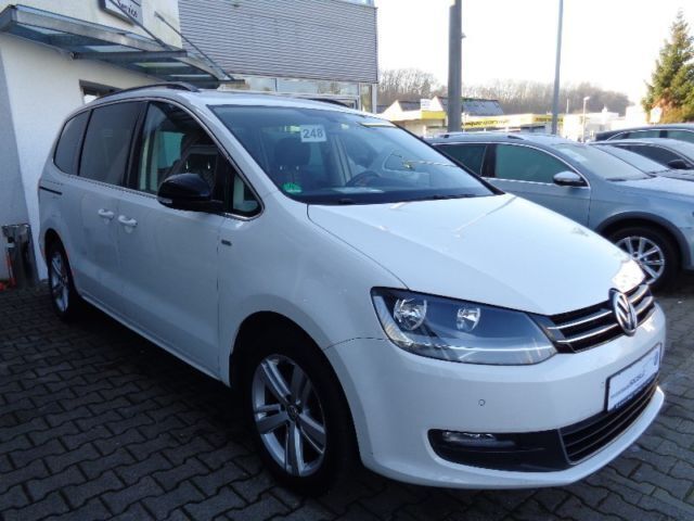 Gebraucht VW Sharan Match 170 PS (125 kW) 2012 Weiß metallic Van / Kleinbus