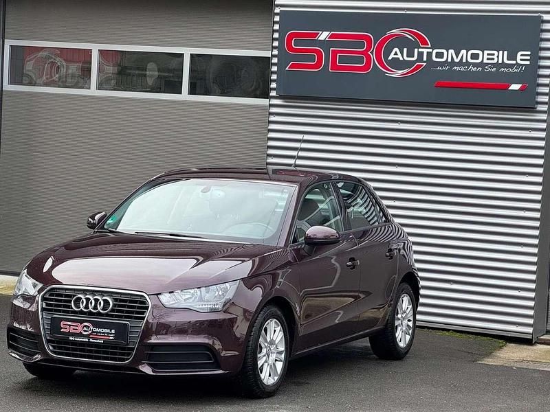 Gebraucht Audi A1 Sportback Attraction 122 PS (89 kW) 2013 Blau Kleinwagen
