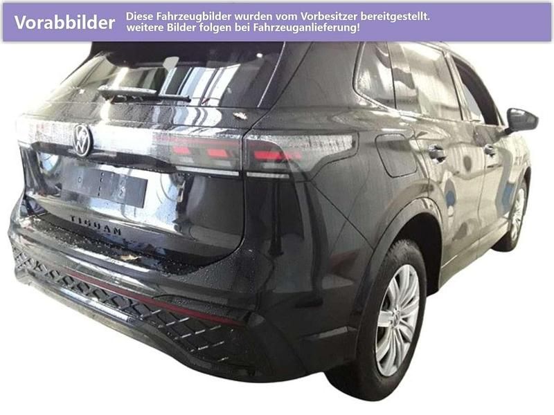 Gebraucht VW Tiguan Style 265 PS (194 kW) 2025 Grenadillschwarz (black), metallic SUV
