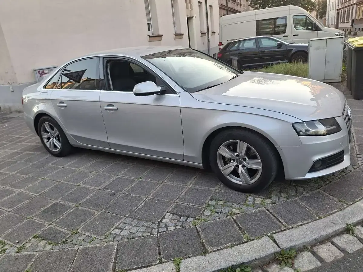 Gebraucht Audi A4 S-Line 143 PS (105 kW) 2011 Limousine